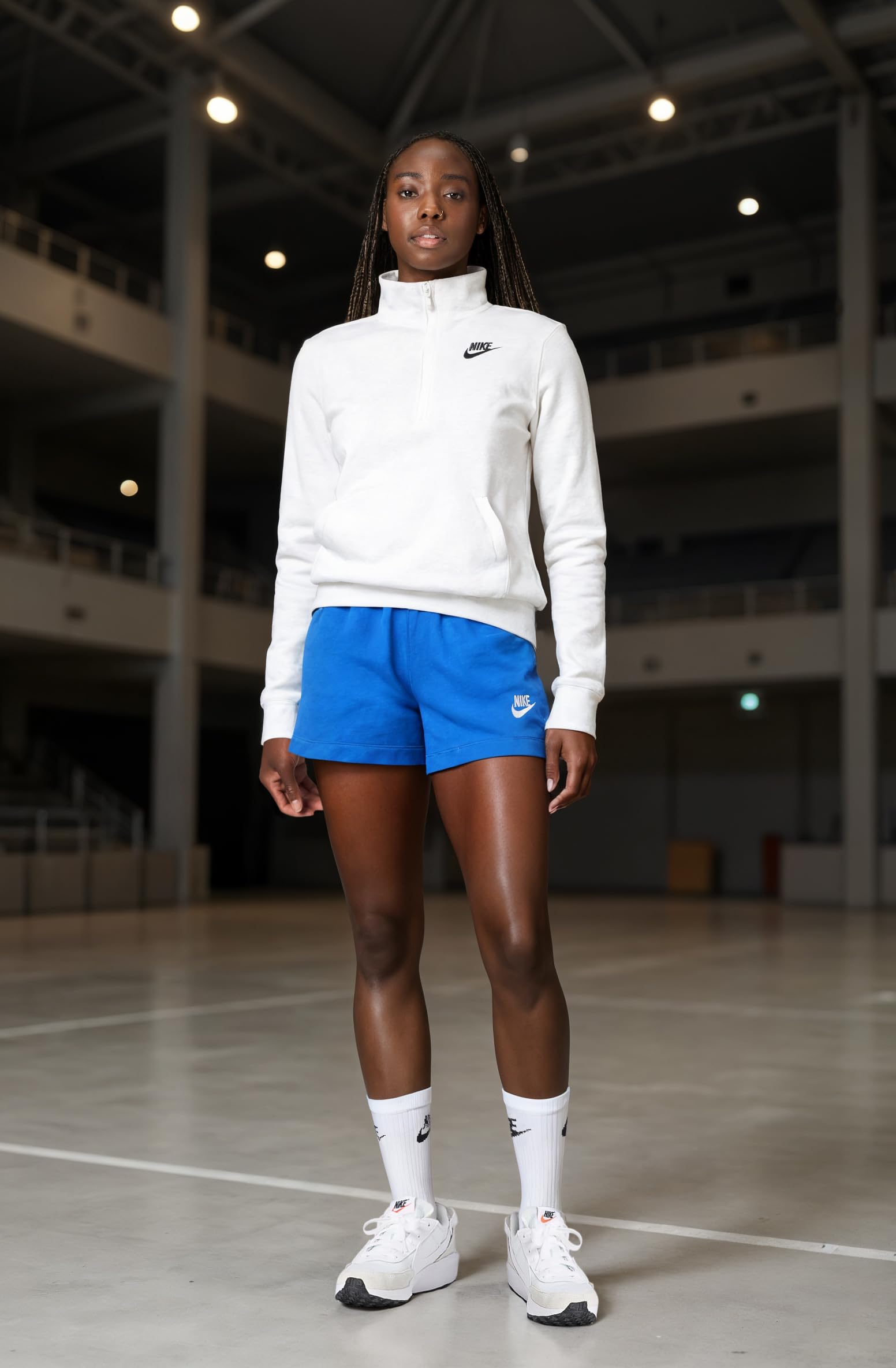 Nike Women's Sportswear Classic High-Waisted 8